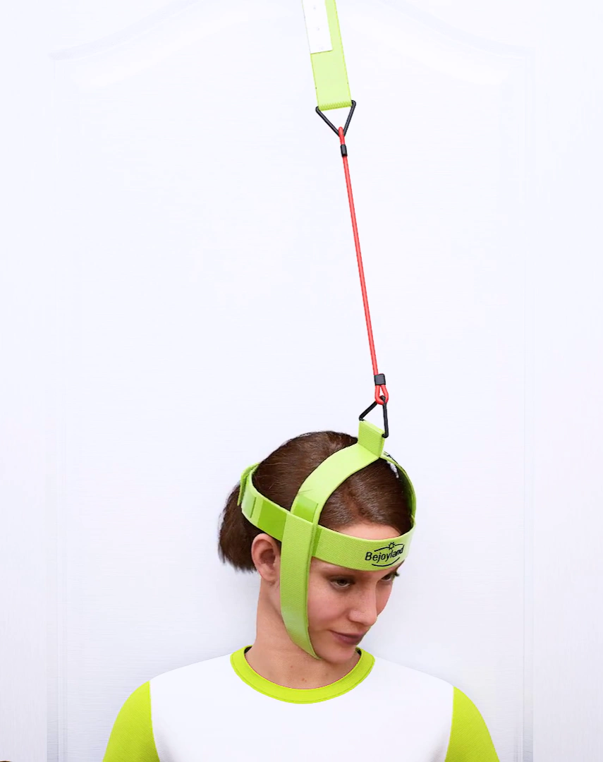 Woman train her neck with Bejoyland neck trainer.